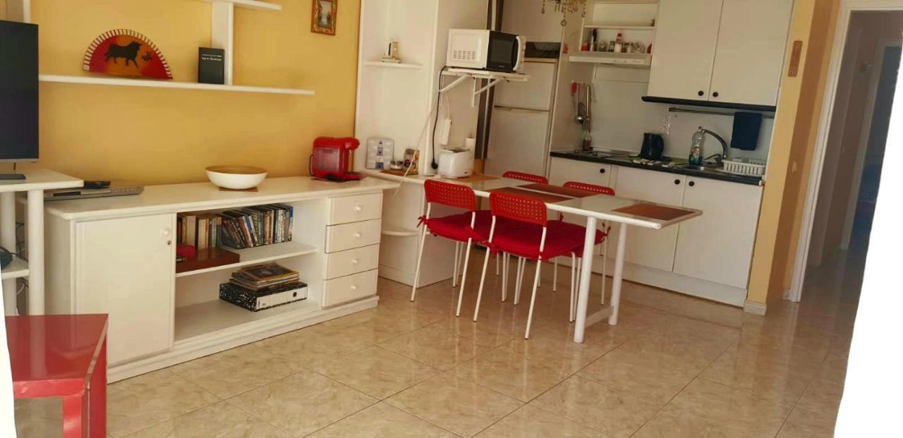 Sunny Self-Catering Apartment Costa Teguise, Lanzarote, Spain מראה חיצוני תמונה